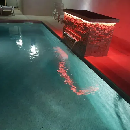 Beautiful With A Comfortable And Cozy Pool And Garden Villa