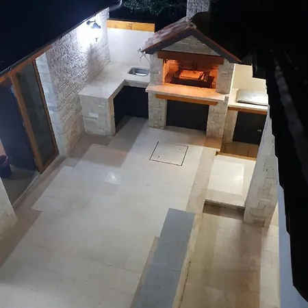 Beautiful With A Comfortable And Cozy Pool And Garden * Medulin